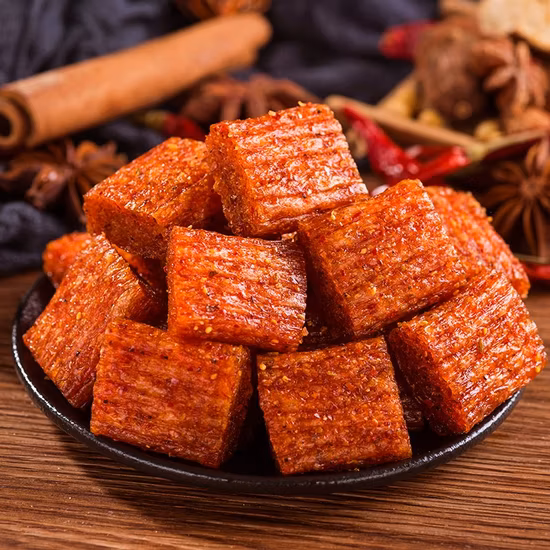 中国の特別なラティアオホットスパイシーストリップ噛み応えのあるスナック食品スナックグルテンスティック